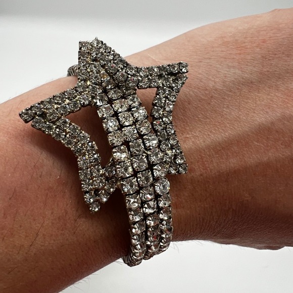 Vintage Rhinestone Star Stretch Bracelet – Silver Tone Statement Cuff Style - Picture 7 of 8